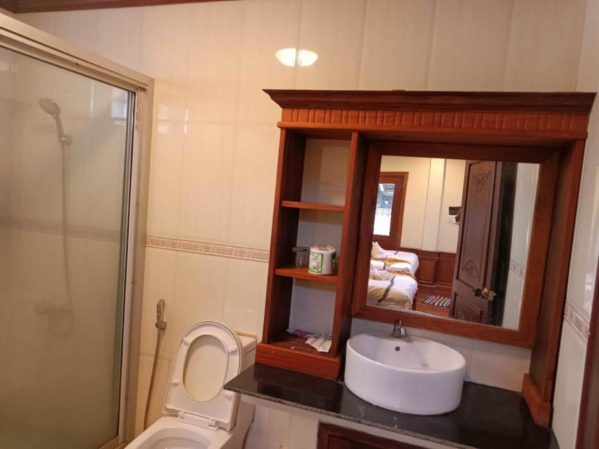 遗忘时光guesthouse Sky Dragon Guesthouse Луанґпхабанґ Екстер'єр фото